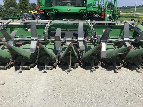 Image of John Deere 708C equipment image 4