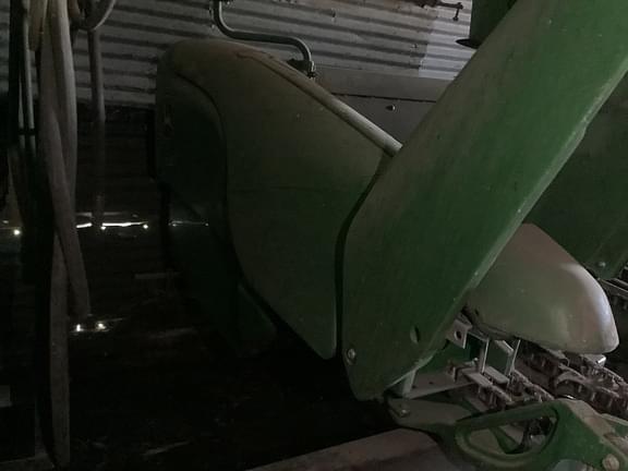 Image of John Deere 708C equipment image 4