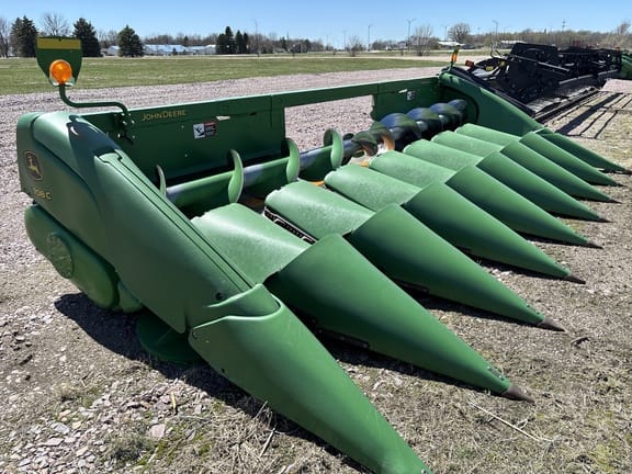 2018 John Deere 708C Equipment Image0