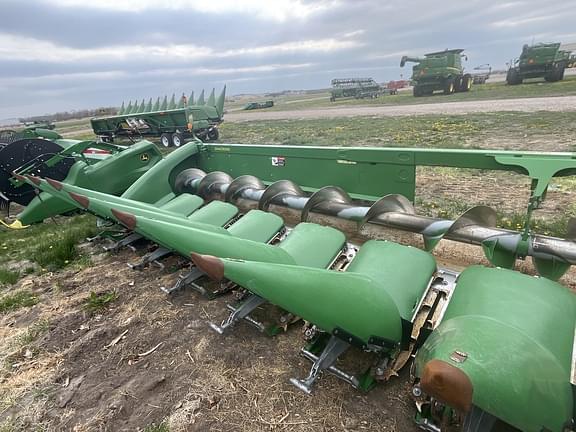Image of John Deere 712C equipment image 4
