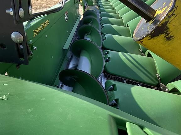 Image of John Deere 712C equipment image 2