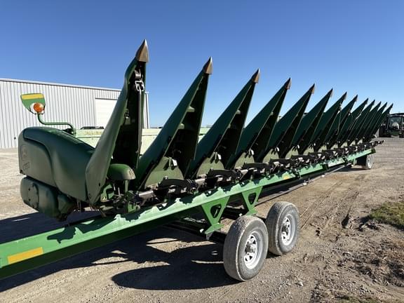 Image of John Deere 712C equipment image 1