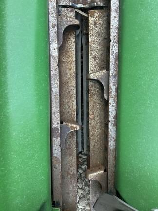Image of John Deere 712C equipment image 4