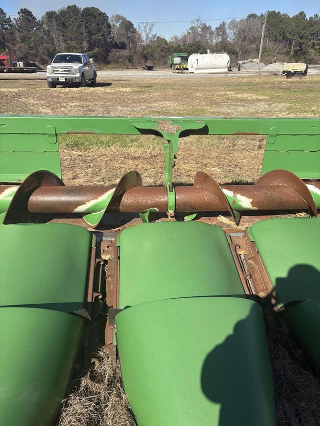 Image of John Deere 712C equipment image 3