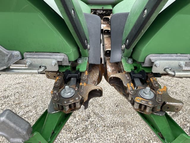 Image of John Deere 712C equipment image 4