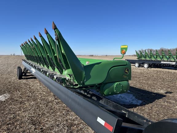 Image of John Deere 712C Primary image