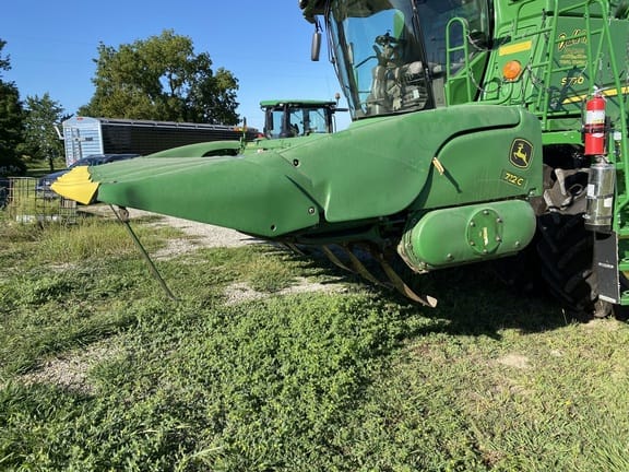 Main image John Deere 712C