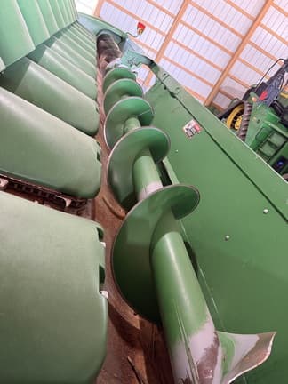 Image of John Deere 712C equipment image 2