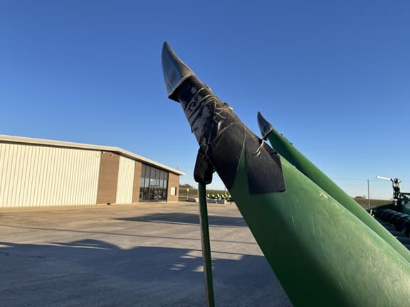 Image of John Deere 712C equipment image 3