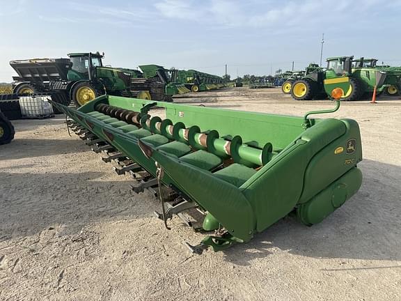 Image of John Deere 712C Primary image