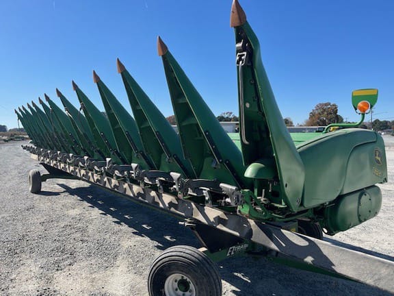 2018 John Deere 712C Equipment Image0