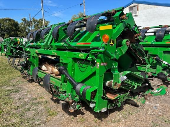 Image of John Deere 712FC equipment image 3