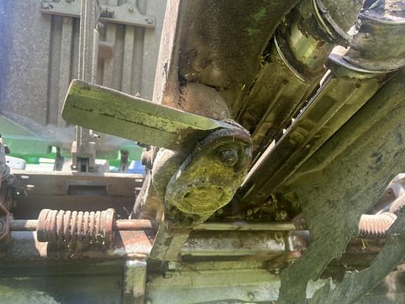 Image of John Deere 712FC equipment image 2
