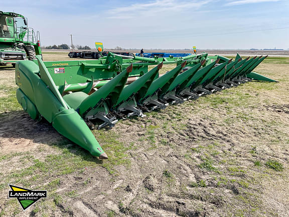 Image of John Deere 712FC equipment image 2