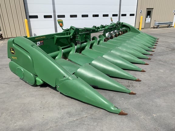 2018 John Deere 712FC Equipment Image0