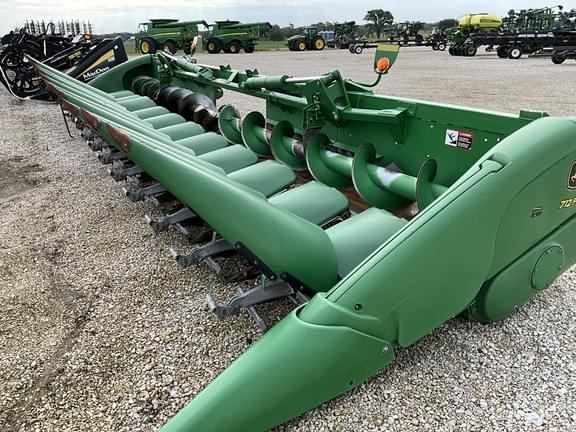 Image of John Deere 712FC equipment image 2