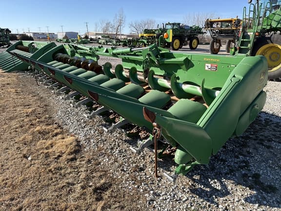 Image of John Deere 712FC equipment image 2