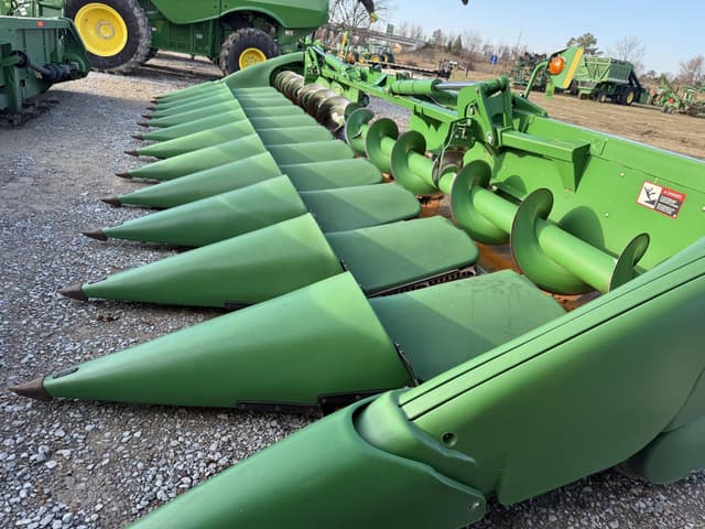 Image of John Deere 712FC equipment image 3