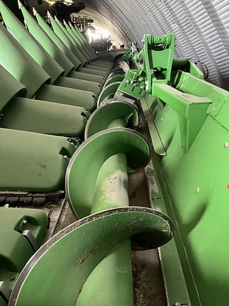 2018 John Deere 712FC Equipment Image0