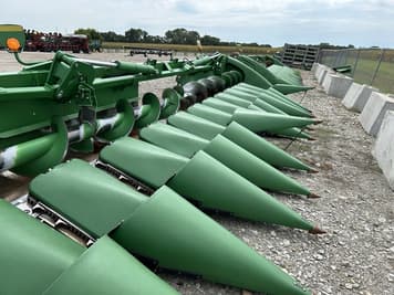 Main image John Deere 712FC