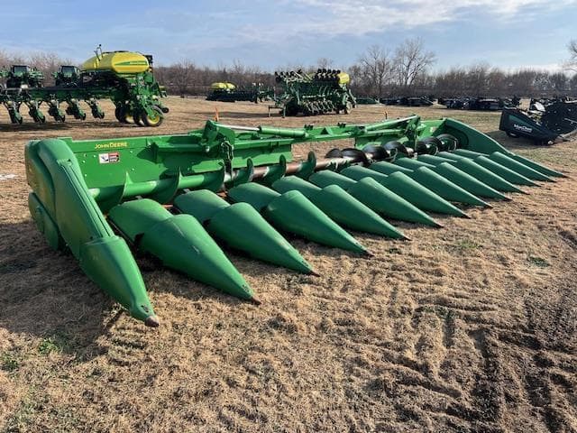 Image of John Deere 712FC equipment image 1