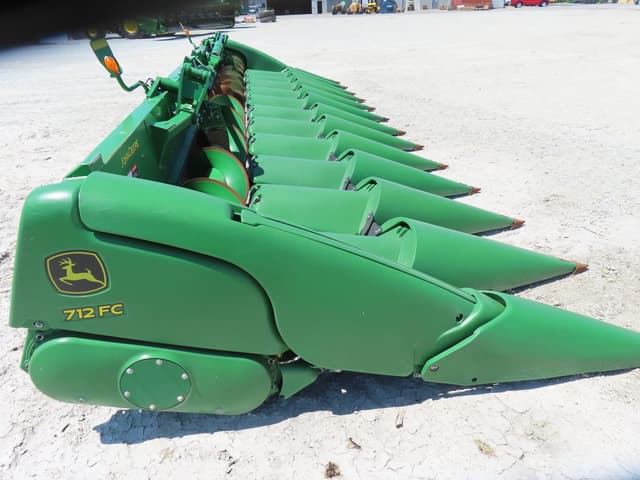 Image of John Deere 712FC equipment image 2