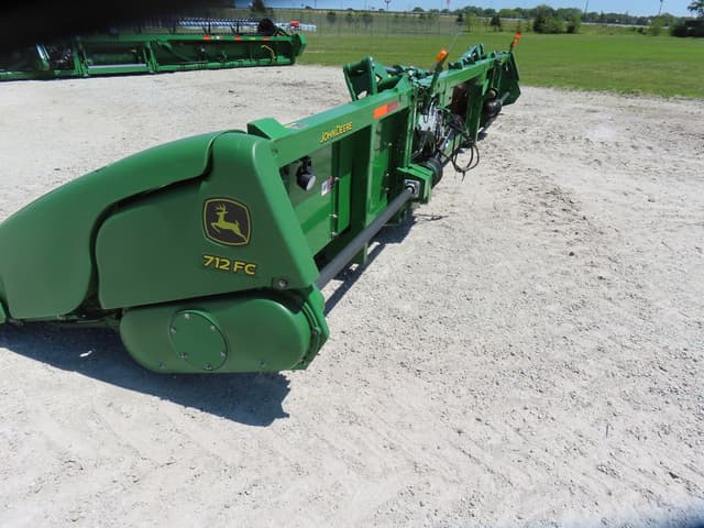 Image of John Deere 712FC equipment image 3