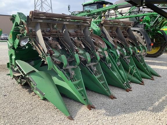 Image of John Deere 712FC Primary image