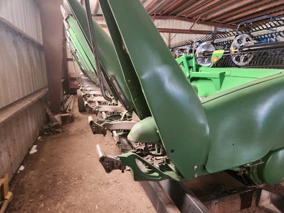 Image of John Deere 712FC Primary image