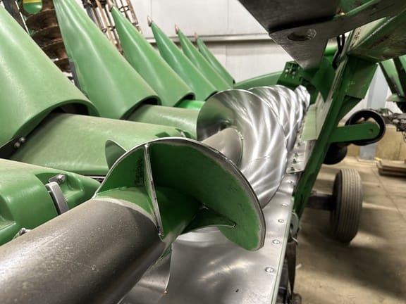 2018 John Deere 712FC Equipment Image0