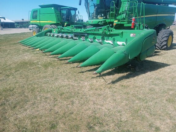 Main image John Deere 712FC