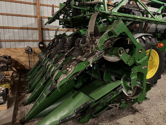 2018 John Deere 712FC Equipment Image0