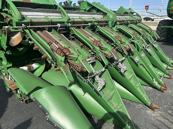 Image of John Deere 712FC equipment image 1