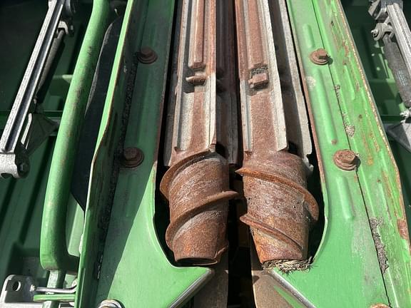 Image of John Deere 712FC equipment image 4