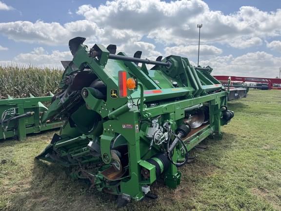 Image of John Deere 712FC equipment image 2