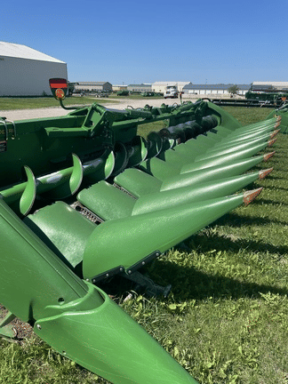 Main image John Deere 712C