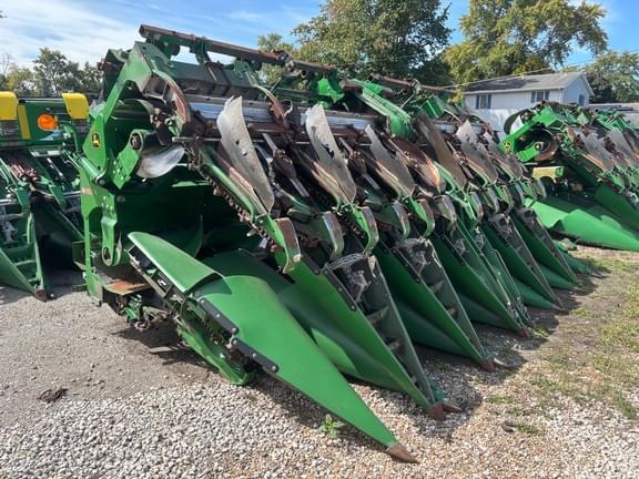 Image of John Deere 712FC equipment image 3