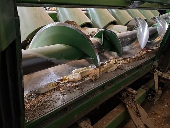 Image of John Deere 712FC equipment image 4