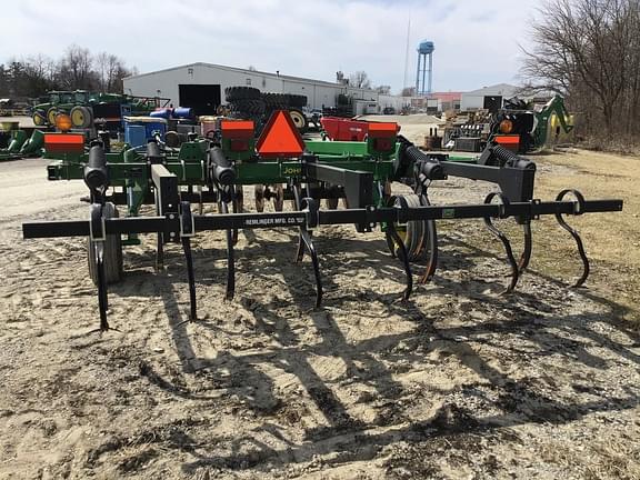 Image of John Deere 714 equipment image 2