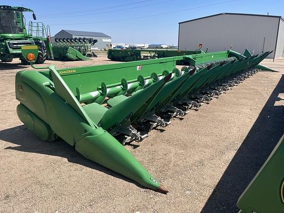 Image of John Deere 716C Primary image