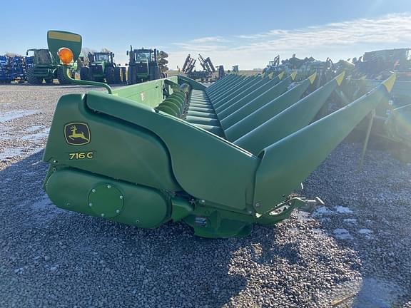 Image of John Deere 716C equipment image 1