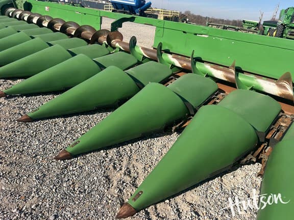 Image of John Deere 716C equipment image 4