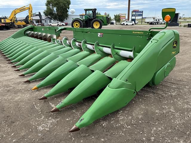 Image of John Deere 718C equipment image 4