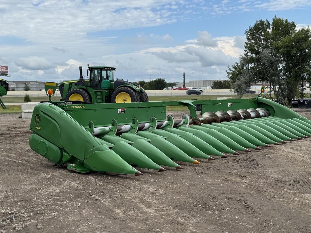 Image of John Deere 718C Primary image