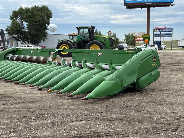 Image of John Deere 718C equipment image 3