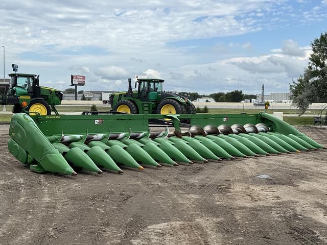 Image of John Deere 718C equipment image 1