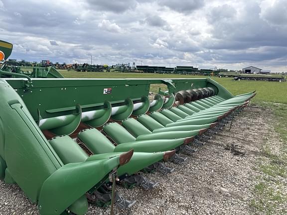 Image of John Deere 718C equipment image 2