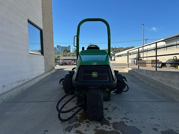 Image of John Deere 7200A equipment image 2