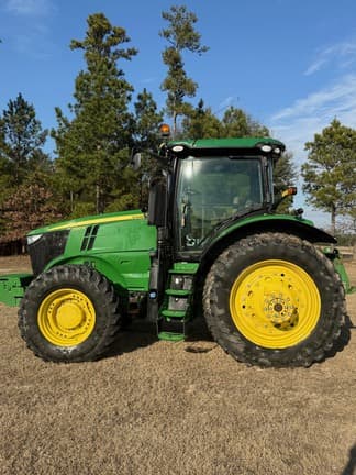Image of John Deere 7210R equipment image 3