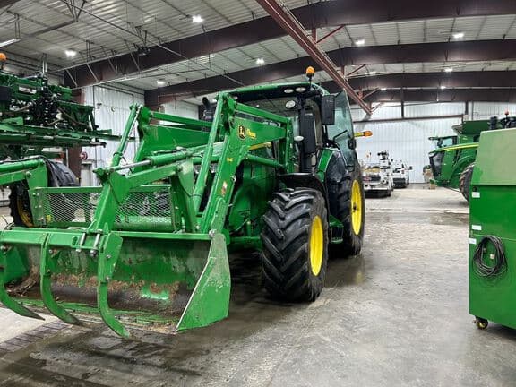 Image of John Deere 7210R Primary image